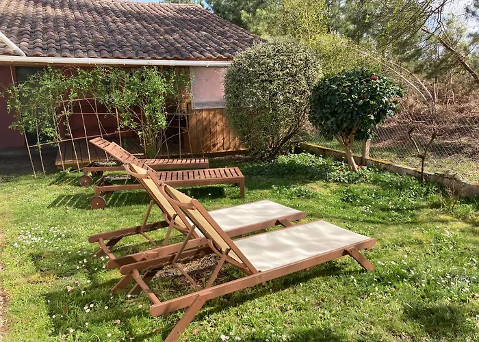 La Maison Rose بيت للعطل لو بورغ