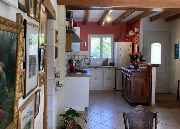 La Maison Rose بيت للعطل *