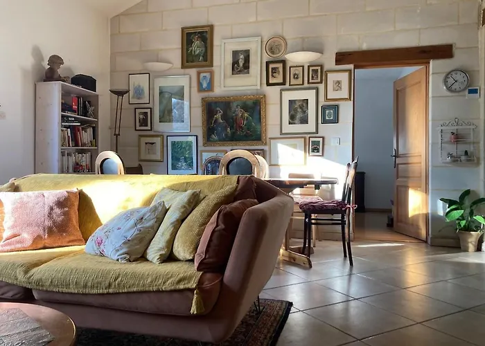 La Maison Rose *