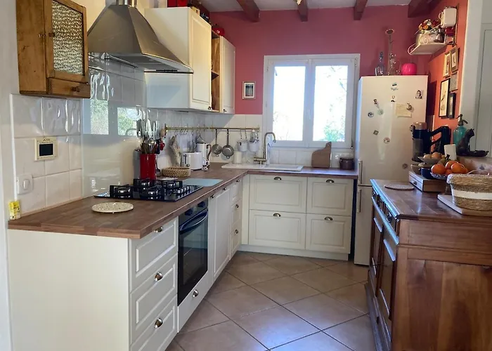 بيت للعطل La Maison Rose لو بورغ
