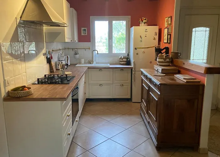 بيت للعطل La Maison Rose لو بورغ